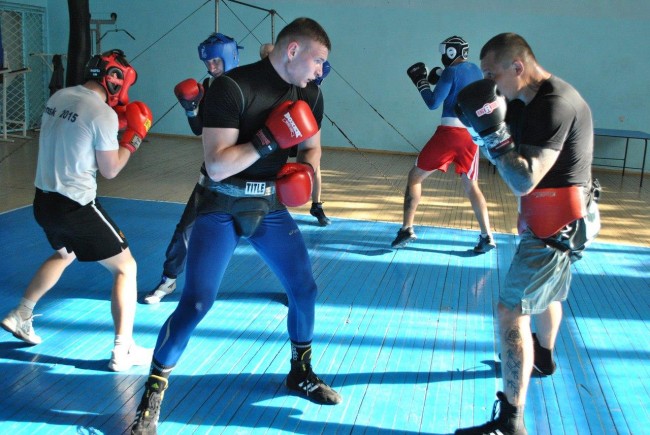 Сборная Украины по боксу готовится к чемпионату Европы (Фото)