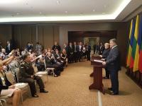 Президент подмахнет закон о курсе Украины в НАТО
