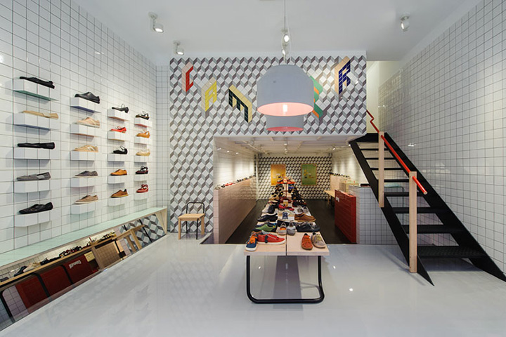 Дизайн магазина обуви camper