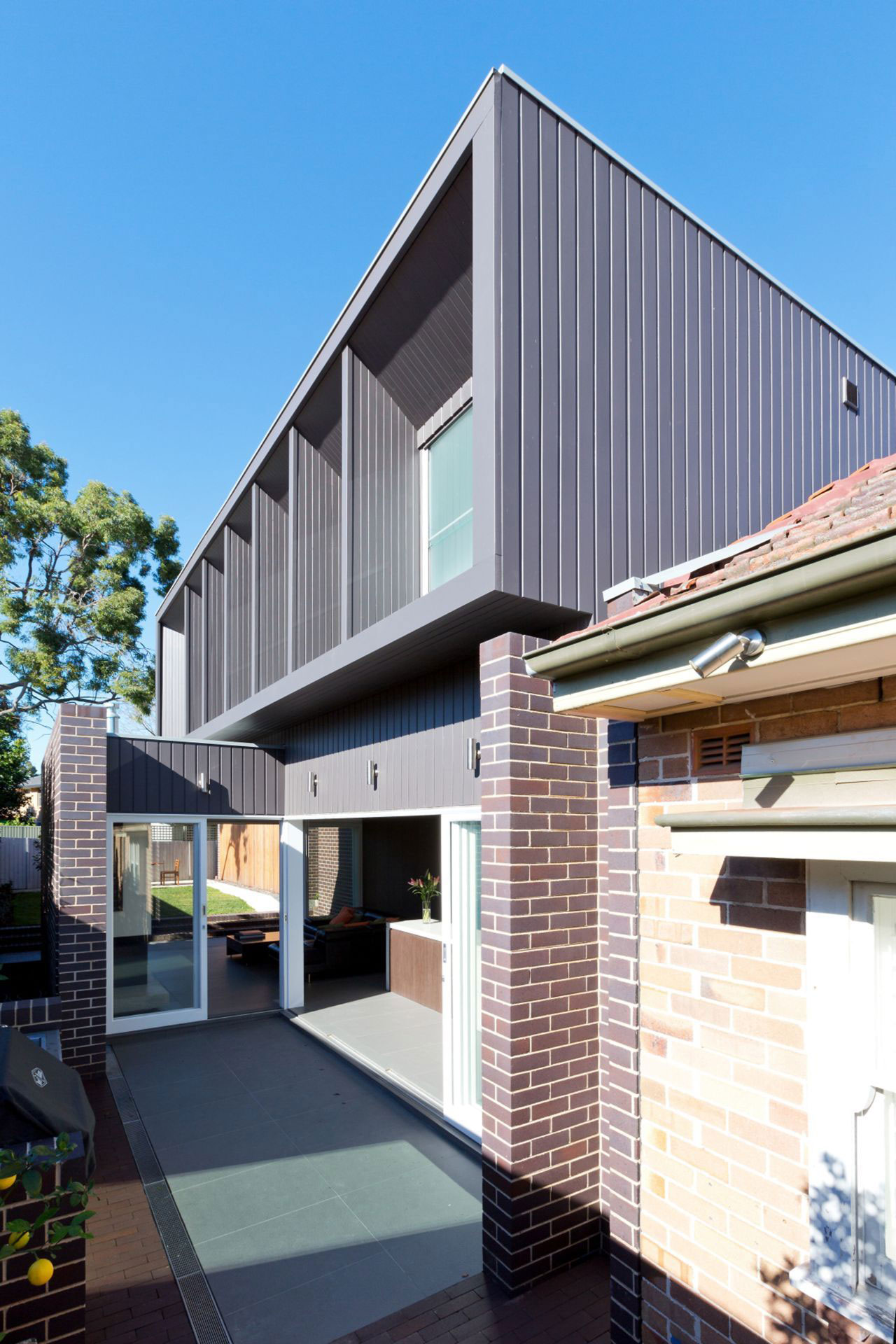 Дом g с характером от fleming + hernandez architects, gladesville, новый южный уэльс, австралия