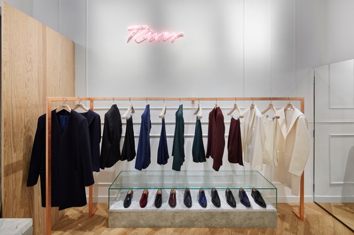 Дизайн магазина модной мужской одежды «rives»