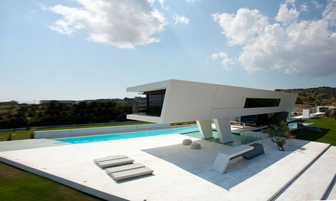 Идеально белый фасад дома h3 от архитекторов из 314 architecture studio, афины, греция