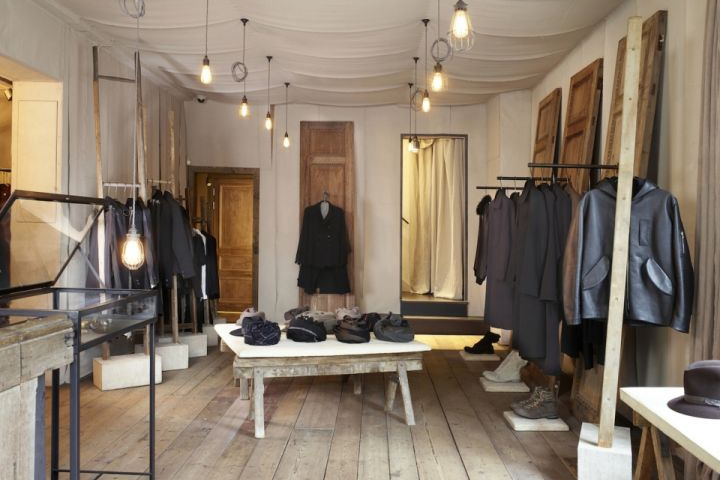 Дизайнерское оформление знаменитого магазина hostem: чёрно-белый авангард в утончённом интерьере