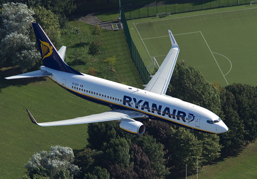Ryanair вяще не торгует билеты на рейсы в Украину