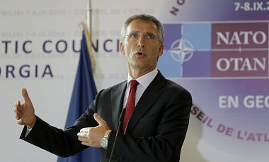 НАТО призывает РФ выполнять свои обязательства во времена учений