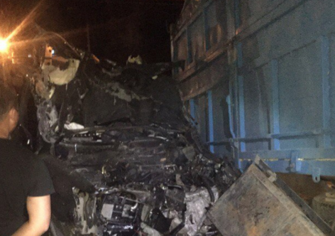 Lexus, в каком при столкновении с "Камазом" погиб водитель, относился крымскому Совмину