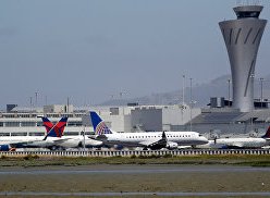 В аэропорту Стамбула столкнулись два самолета
