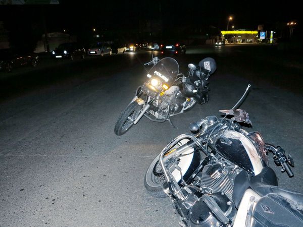 Жуткое ДТП в Киеве: разлетелся пилот мотоцикла Harley-Davidson(фото 18+)