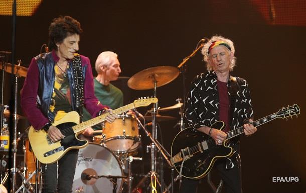 Гитарист Rolling Stones признался в болезни раком