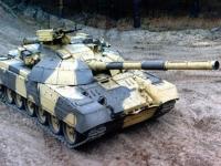 Порошенко показали новейший танк Т-72А, доработанный в Киеве с учетом требований АТО(видео)