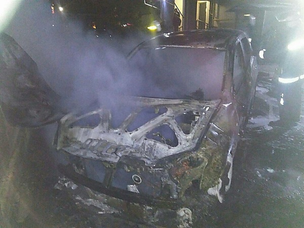 В Николаеве сожгли авто директора антикоррупционного департартамета горсовета(фото)