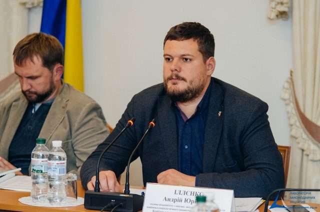 У Комітеті з питань правової політики та правосуддя відбувся "круглий стіл" на тему: "Законодавство про засудження комуністичного та націонал-соціалістичного(нацистського)тоталітарних режимів в Україні: стан виконання"