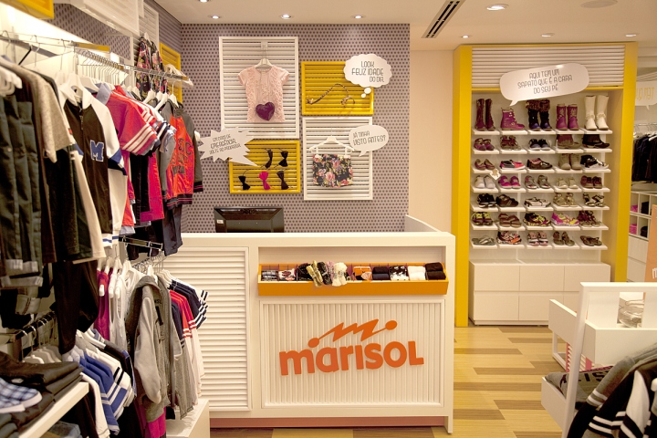 Яркий и необычный интерьер детского магазина marisol