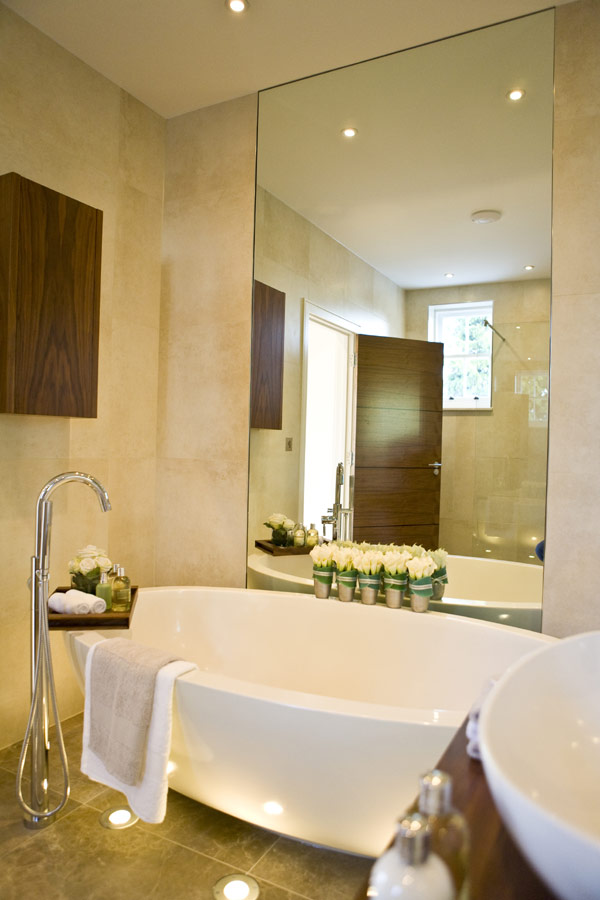 Две идеи для интерьера ванной комнаты от модного дизайнера бланки санчес