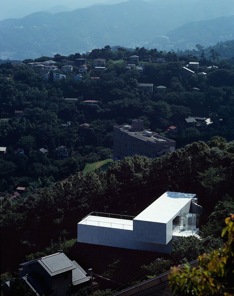 Сложные конструкции для простой жизни: оригинальная загородная усадьба plus по задумкам mount fuji architects studio в сидзуока