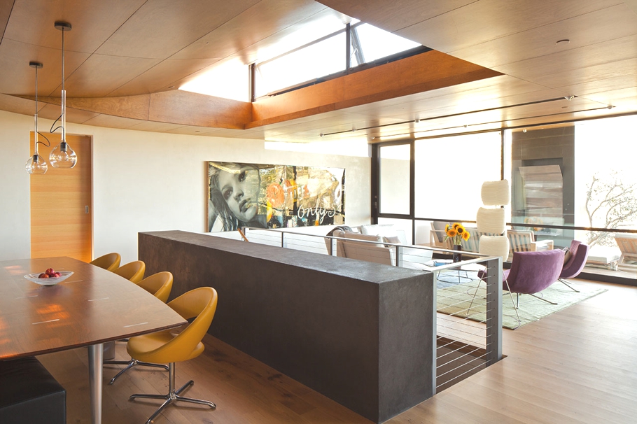 Солнечный дом sycamore в компании платанов: экологическое отношение к пространству от kovac architects, калифорния
