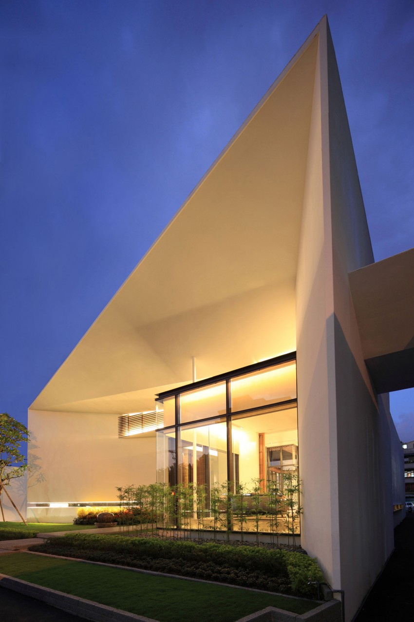 Дом casa de flore от arcadian architecture + design — кусочек балеарских островов на тайване