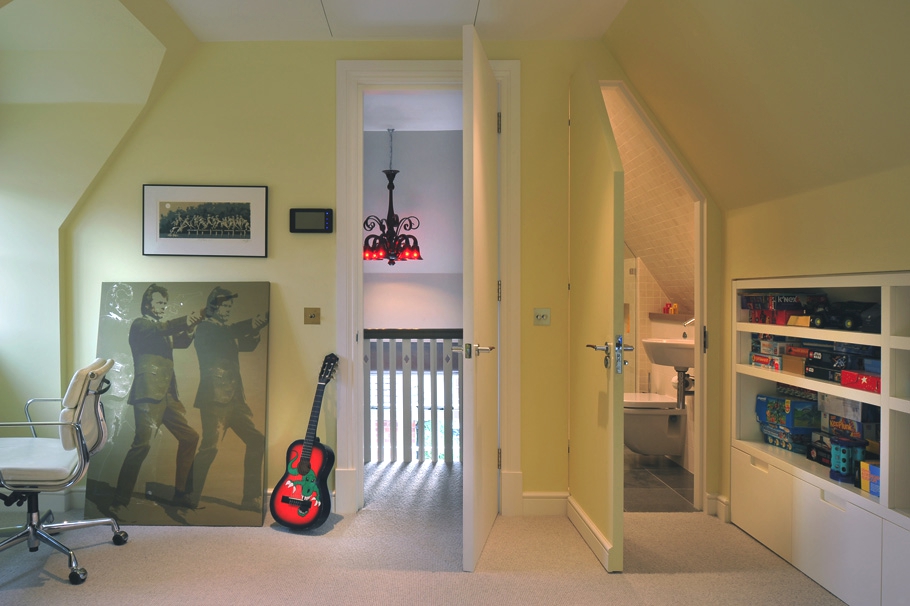 Интерьер английского дома: перепланировка от художника из tg studio — бывший дом искусств и ремёсел превратился в уютное семейное гнёздышко, лондон, англия