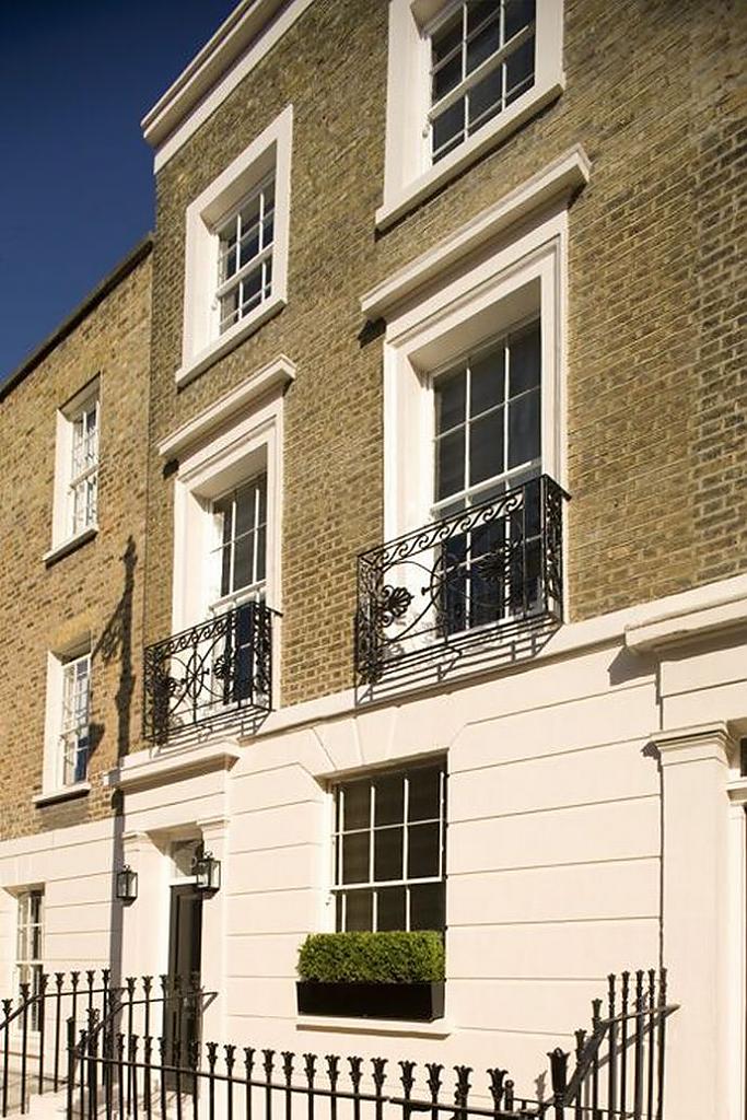 Элегантный таунхаус в современном ключе от дизайнерской группы finchatton, лондон, великобритания