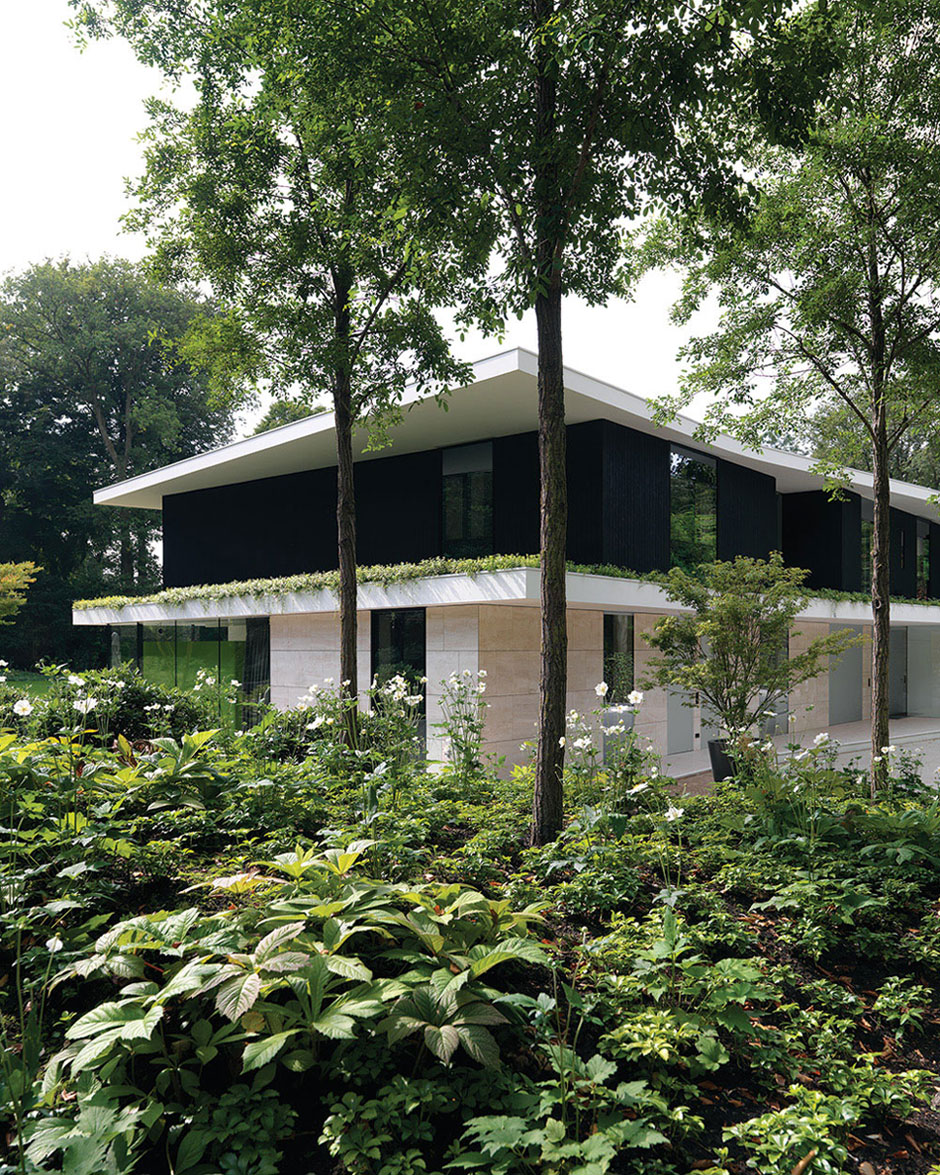 Восхитительный дом в лесу — villa l#8217; от powerhouse company и rau, утрехт, нидерланды