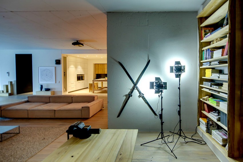 Современный скандинавский дизайн лофт-апартаментов с открытой планировкой в интерьере от дизайнеров 2b group