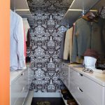 Дизайн маленькой гардеробной — 69 фото-идей