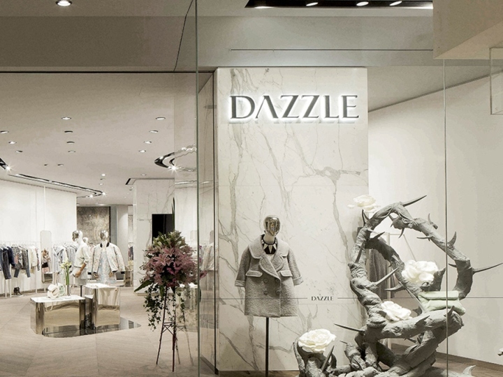 Великолепный корпоративный дизайн магазинов одежды diamond dazzle stores