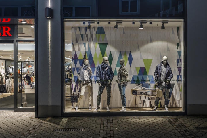 Скандинавская лаконичность в витринных экспозициях модного дома zinser