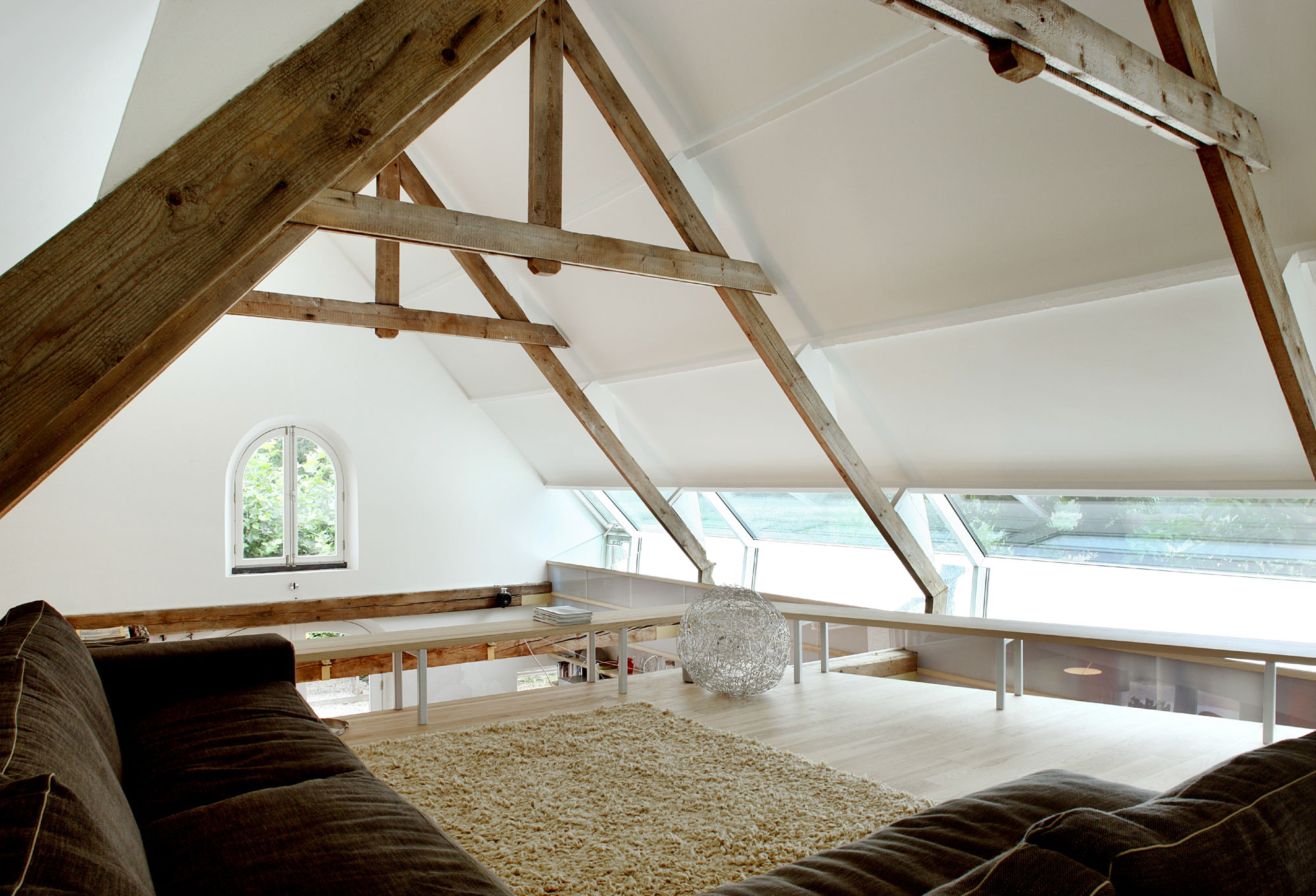 Дом-амбар: солнечный коттедж g от архитекторов из maxwan architects, гелдермалсен, нидерланды