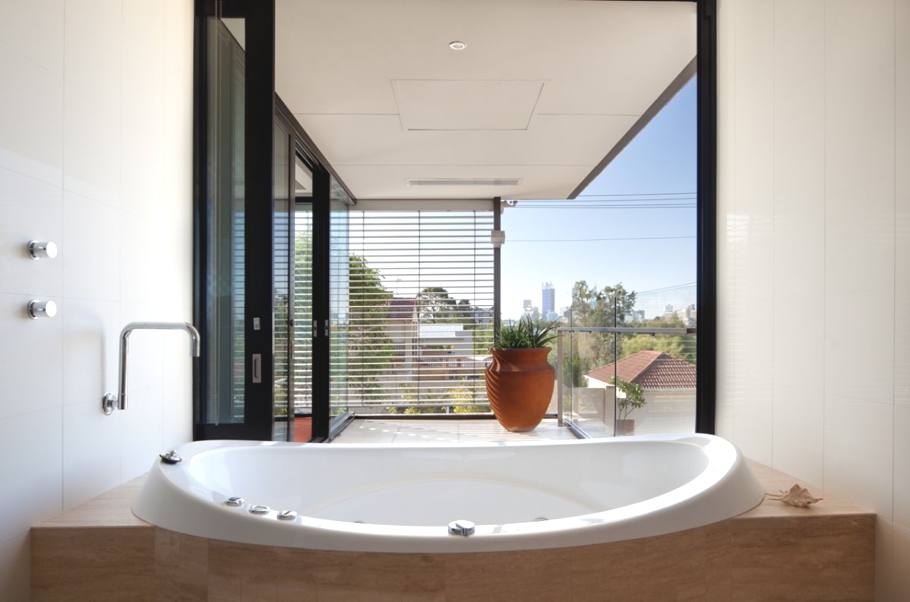 Гостеприимное и комфортабельное семейное гнёздышко south perth house от matthews mcdonald architects, перт, австралия